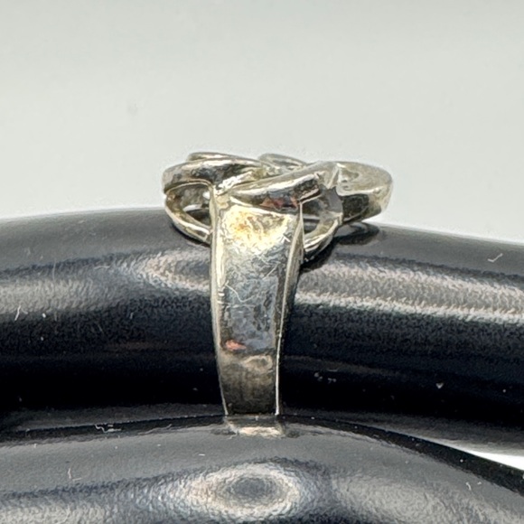 Sterling Silver Flower Ring - Picture 5 of 10
